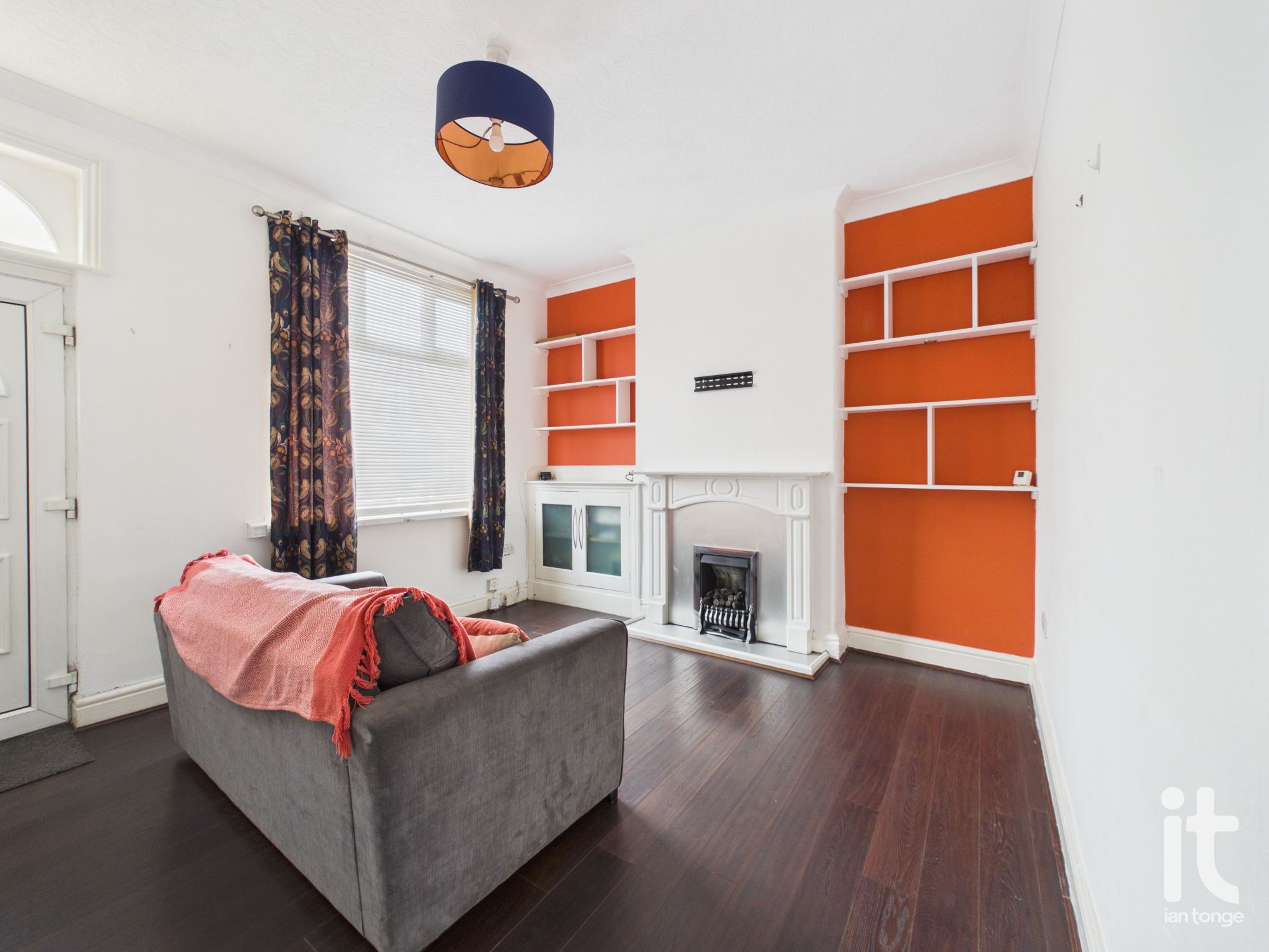 2 bedroom mid terraced house For Sale in Stockport - Photograph 8.