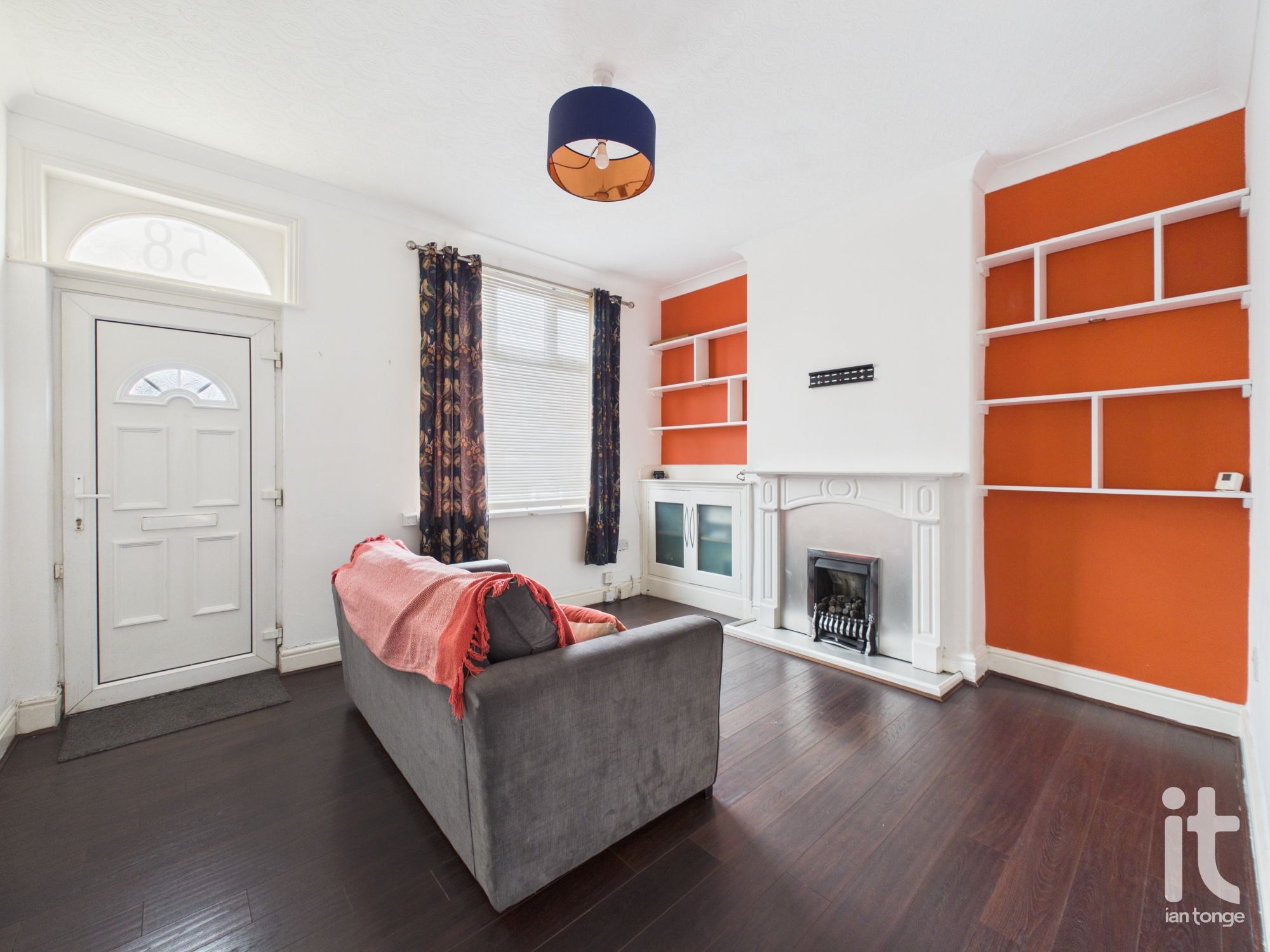 2 bedroom mid terraced house For Sale in Stockport - Photograph 5.