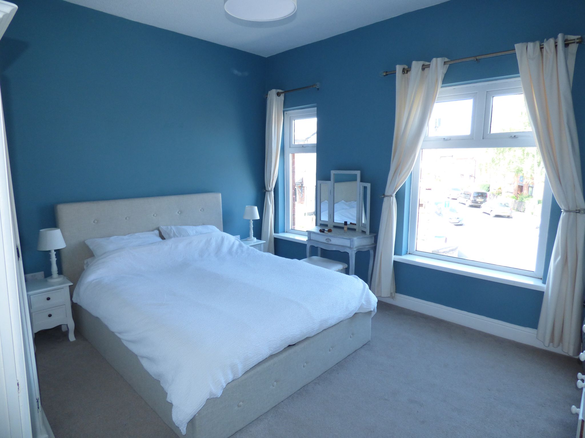 2 bedroom mid terraced house For Sale in Stockport - Photograph 7.