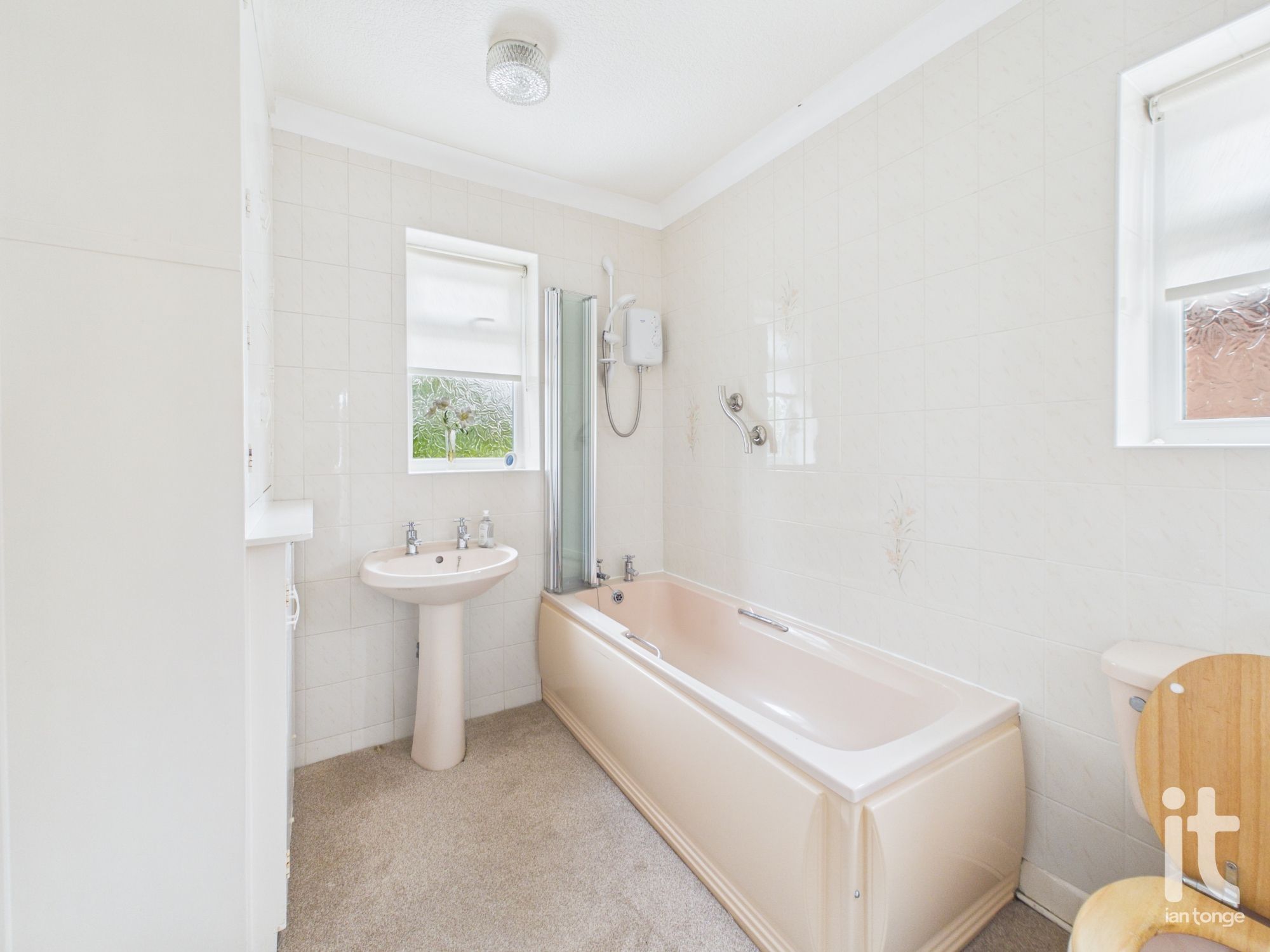 3 bedroom semi-detached house For Sale in Stockport - Photograph 14.