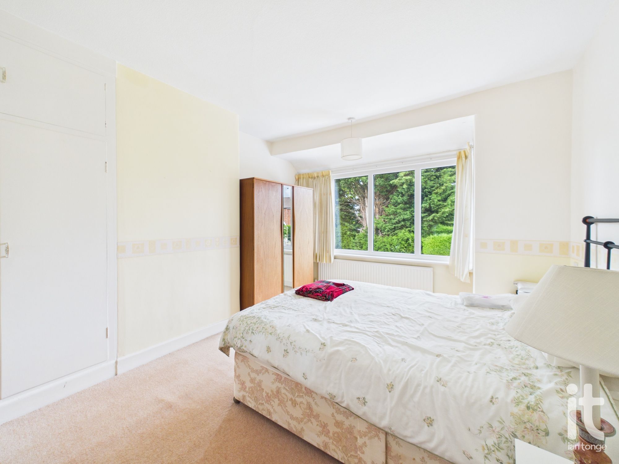 3 bedroom semi-detached house For Sale in Stockport - Photograph 15.