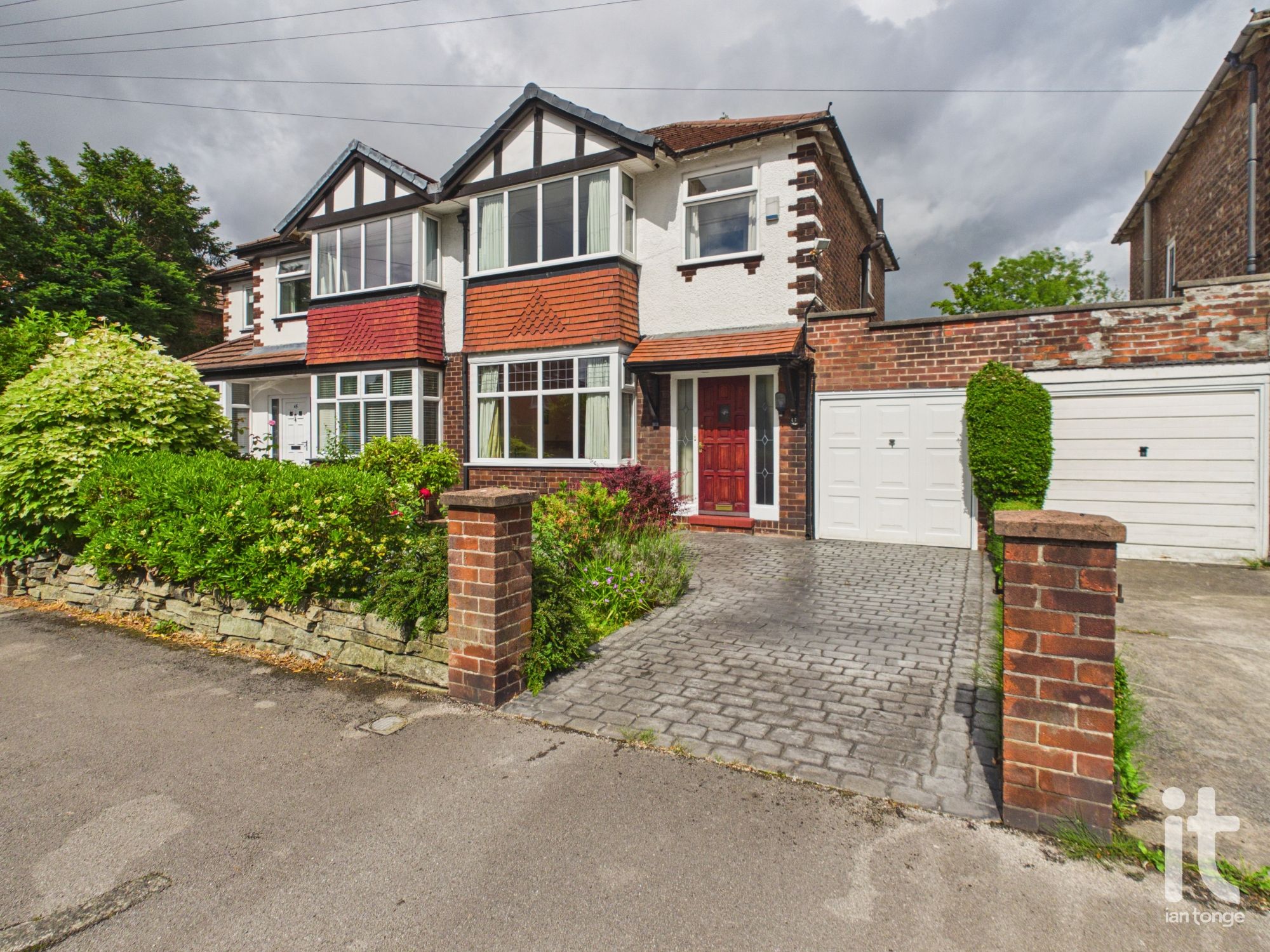 3 bedroom semi-detached house For Sale in Stockport - Photograph 20.