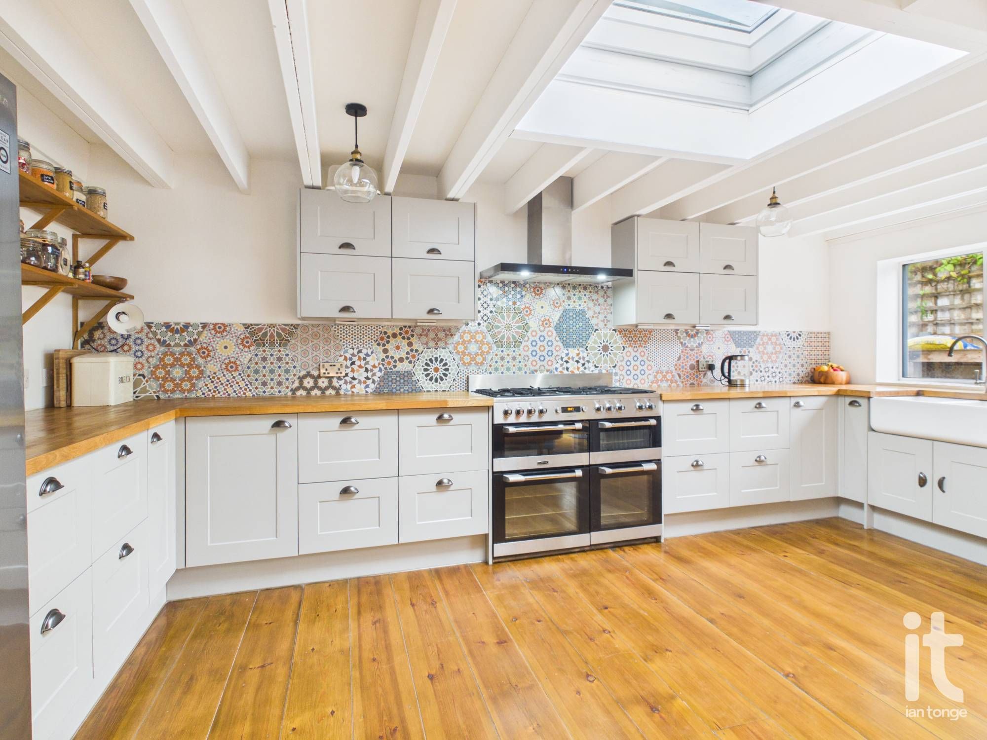 3 bedroom semi-detached house For Sale in Stockport - Photograph 18.