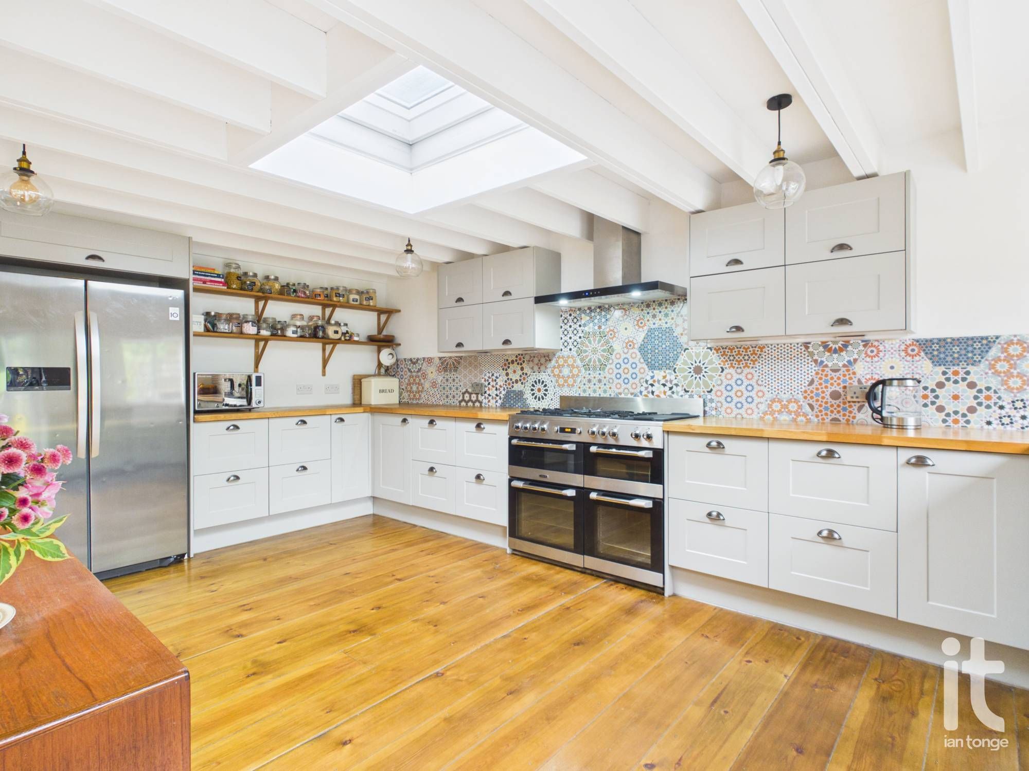 3 bedroom semi-detached house For Sale in Stockport - Photograph 16.
