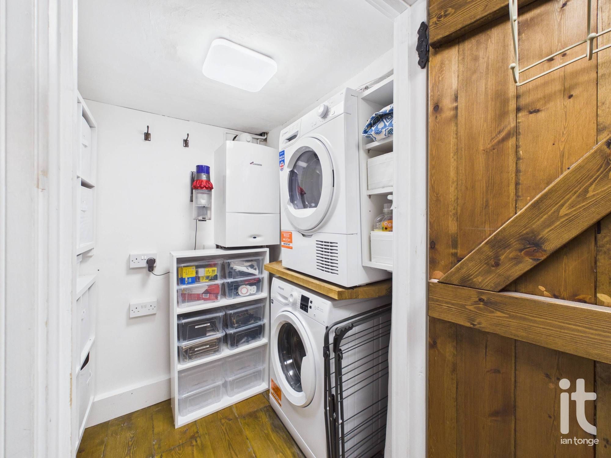 3 bedroom semi-detached house For Sale in Stockport - Photograph 19.