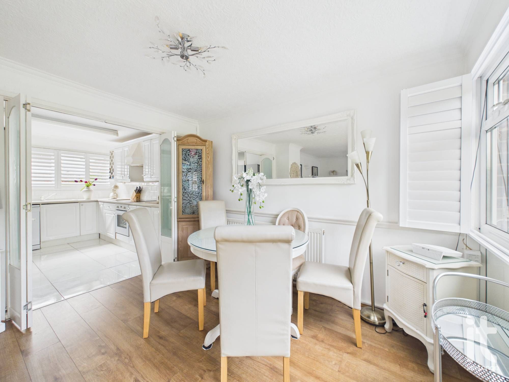 3 bedroom semi-detached house For Sale in Stockport - Photograph 5.