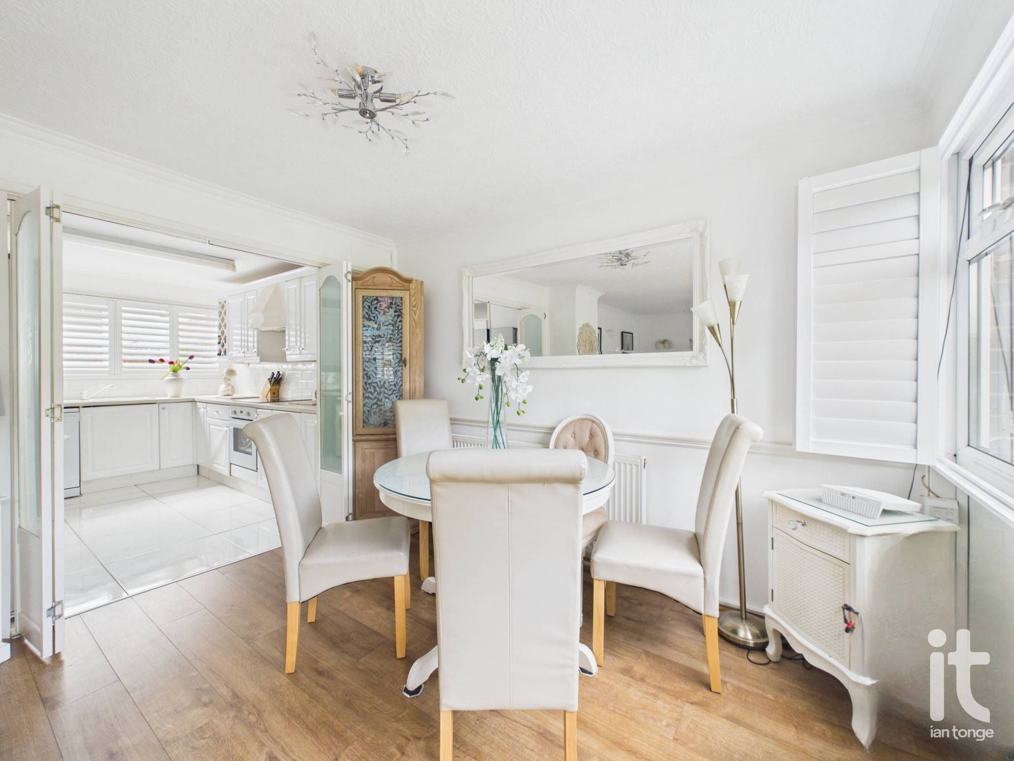 3 bedroom semi-detached house For Sale in Stockport - Photograph 6.