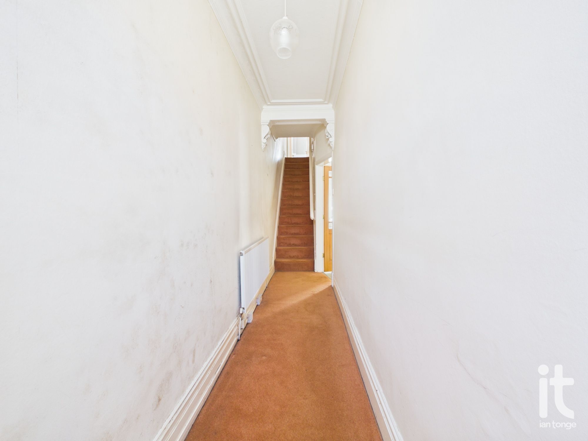 3 bedroom end terraced house For Sale in Stockport - Photograph 18.