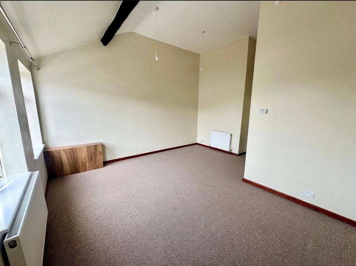 2 bedroom flat flat/apartment To Let in Stockport - Living Room.