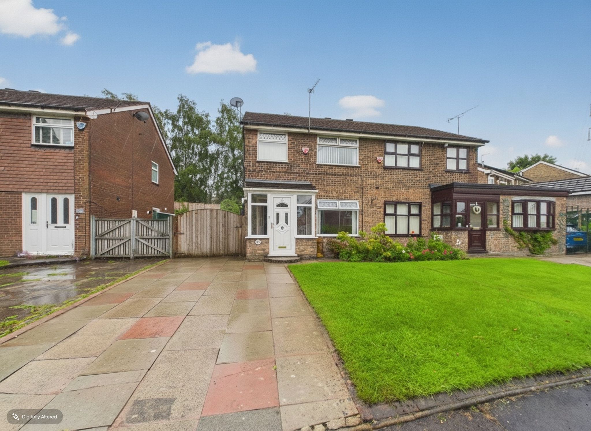 3 bedroom semi-detached house For Sale in Stockport - Property photograph.