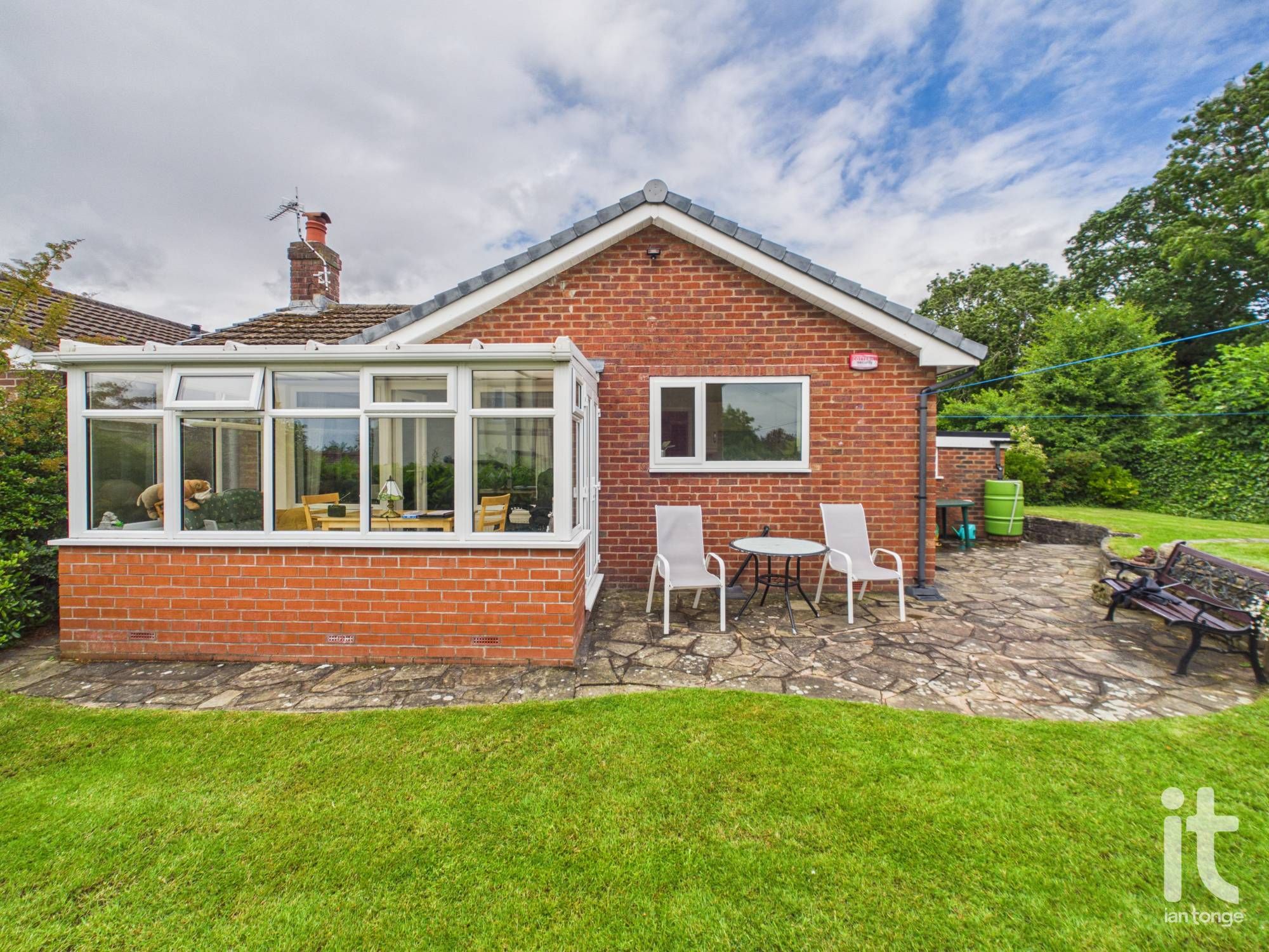 2 bedroom detached bungalow For Sale in Stockport - Photograph 15.