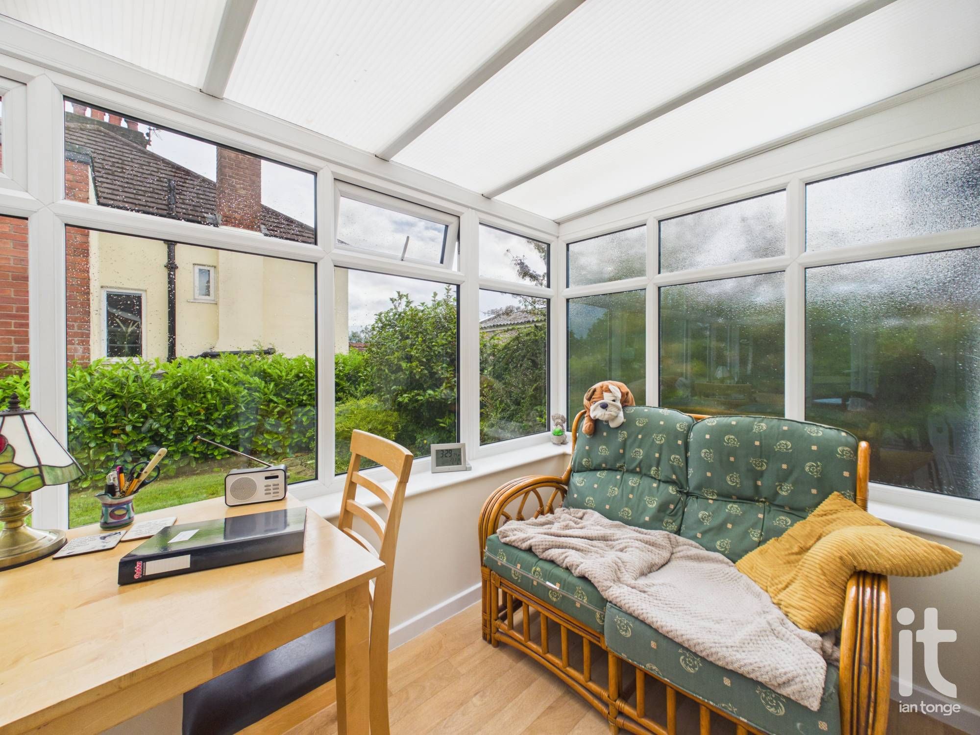 2 bedroom detached bungalow For Sale in Stockport - Photograph 7.