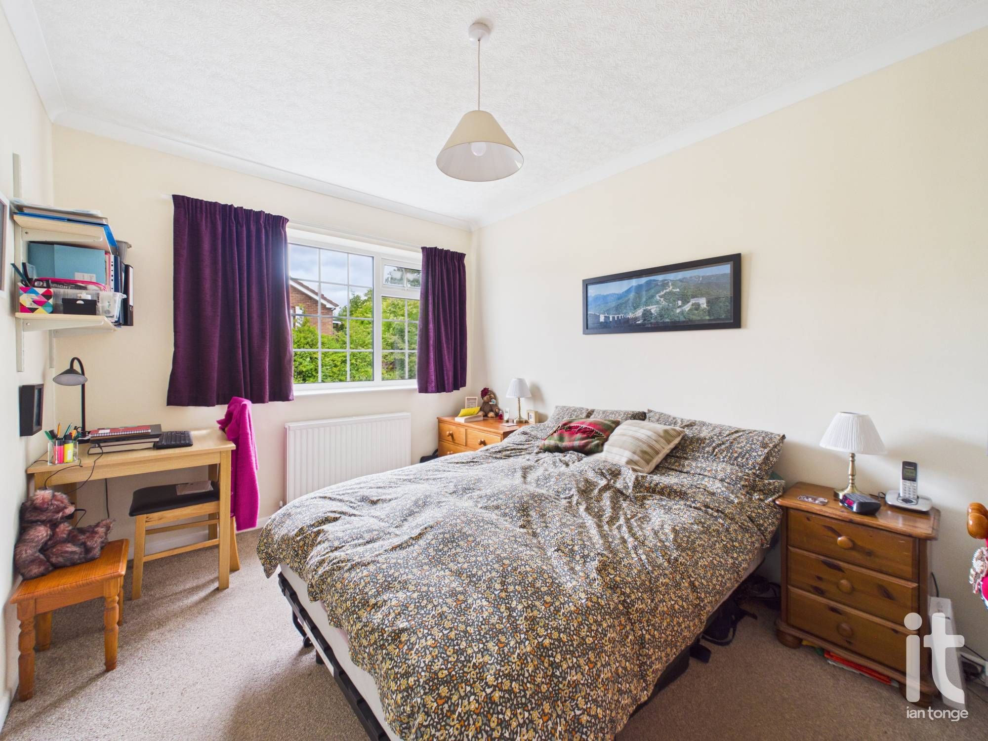 2 bedroom detached bungalow For Sale in Stockport - Photograph 11.