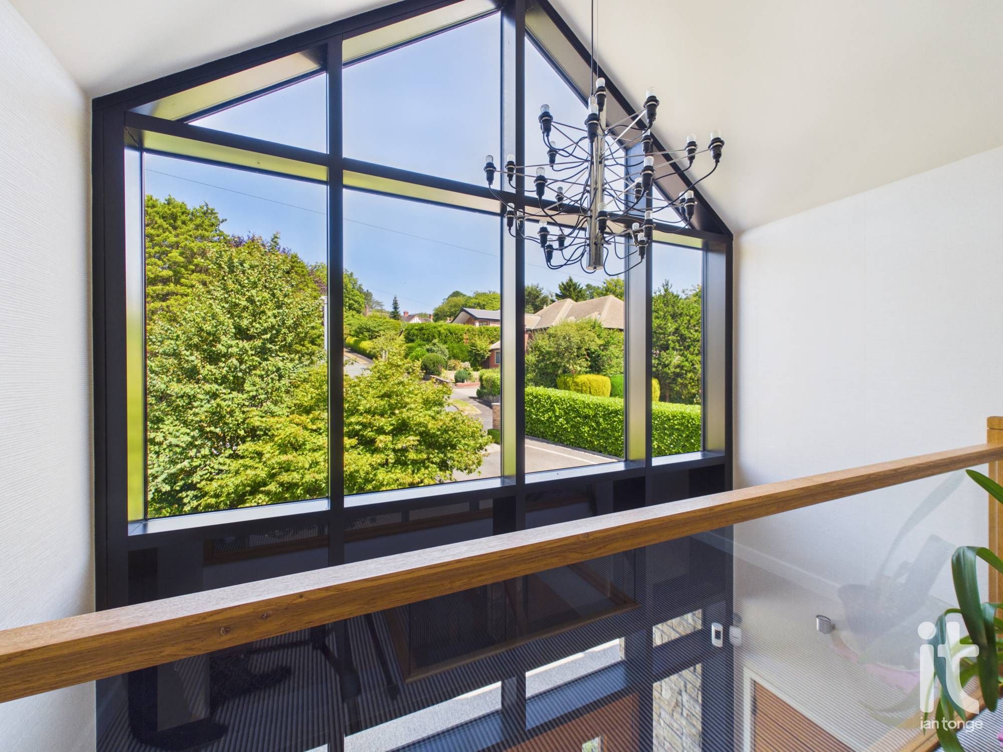 6 bedroom detached house For Sale in Stockport - Photograph 22.