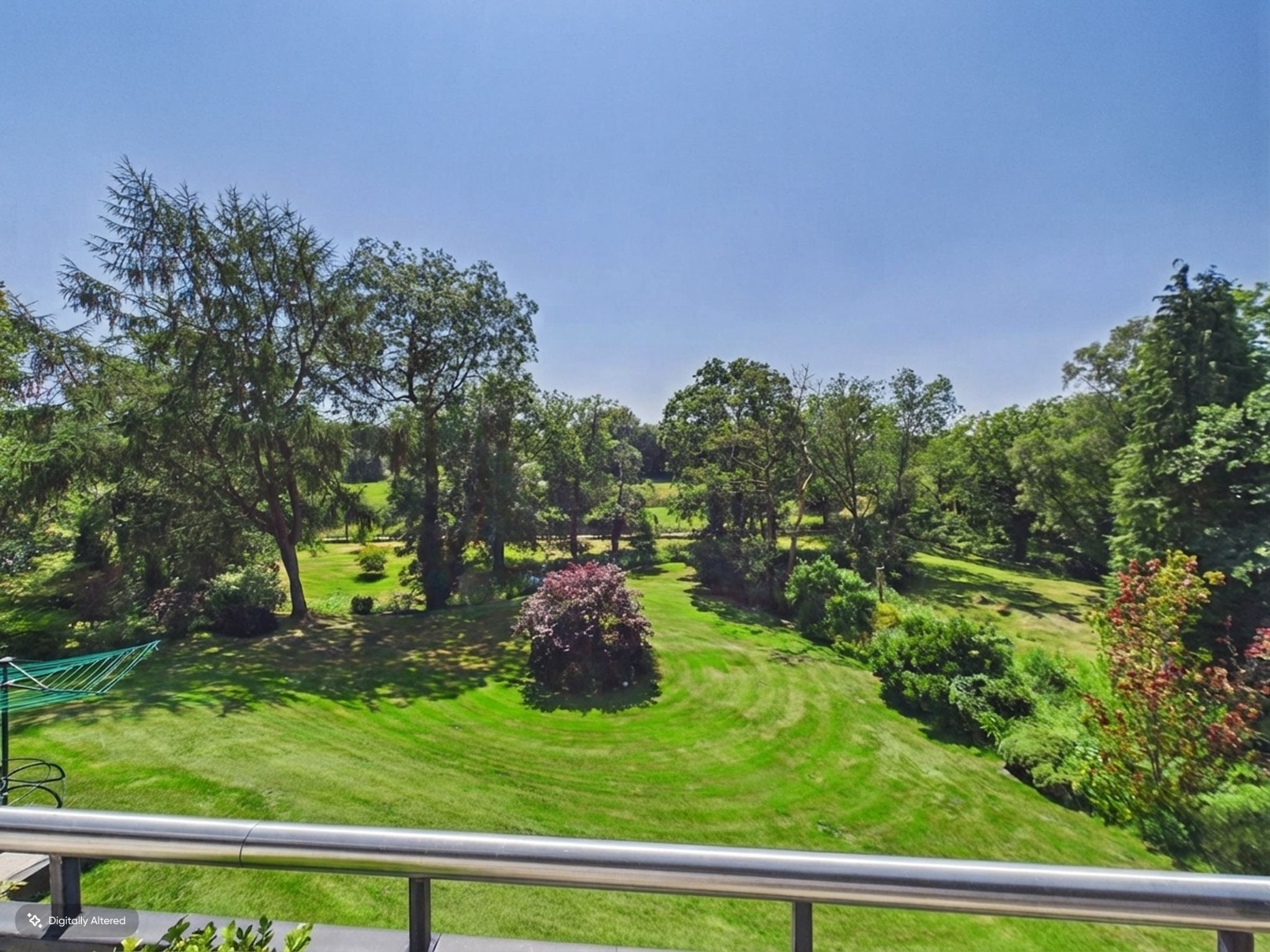 6 bedroom detached house For Sale in Stockport - Photograph 39.