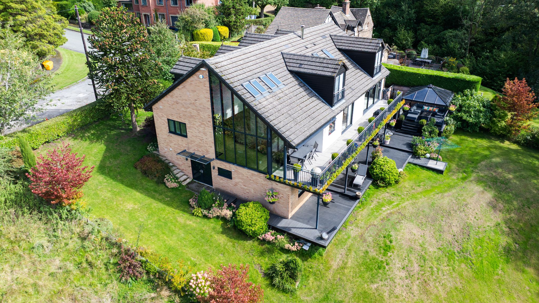 6 bedroom detached house For Sale in Stockport - Photograph 45.