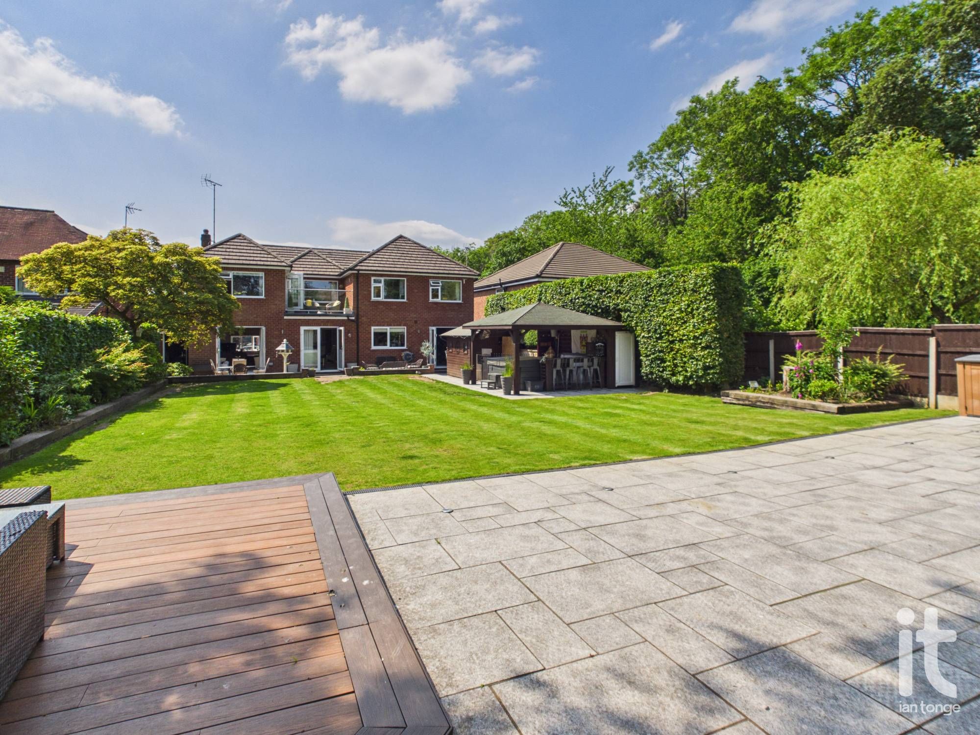 5 bedroom detached house For Sale in Stockport - Photograph 16.