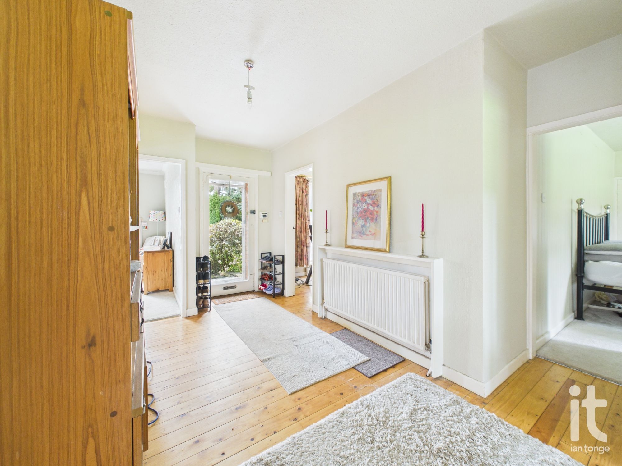 3 bedroom detached bungalow For Sale in Stockport - Photograph 8.