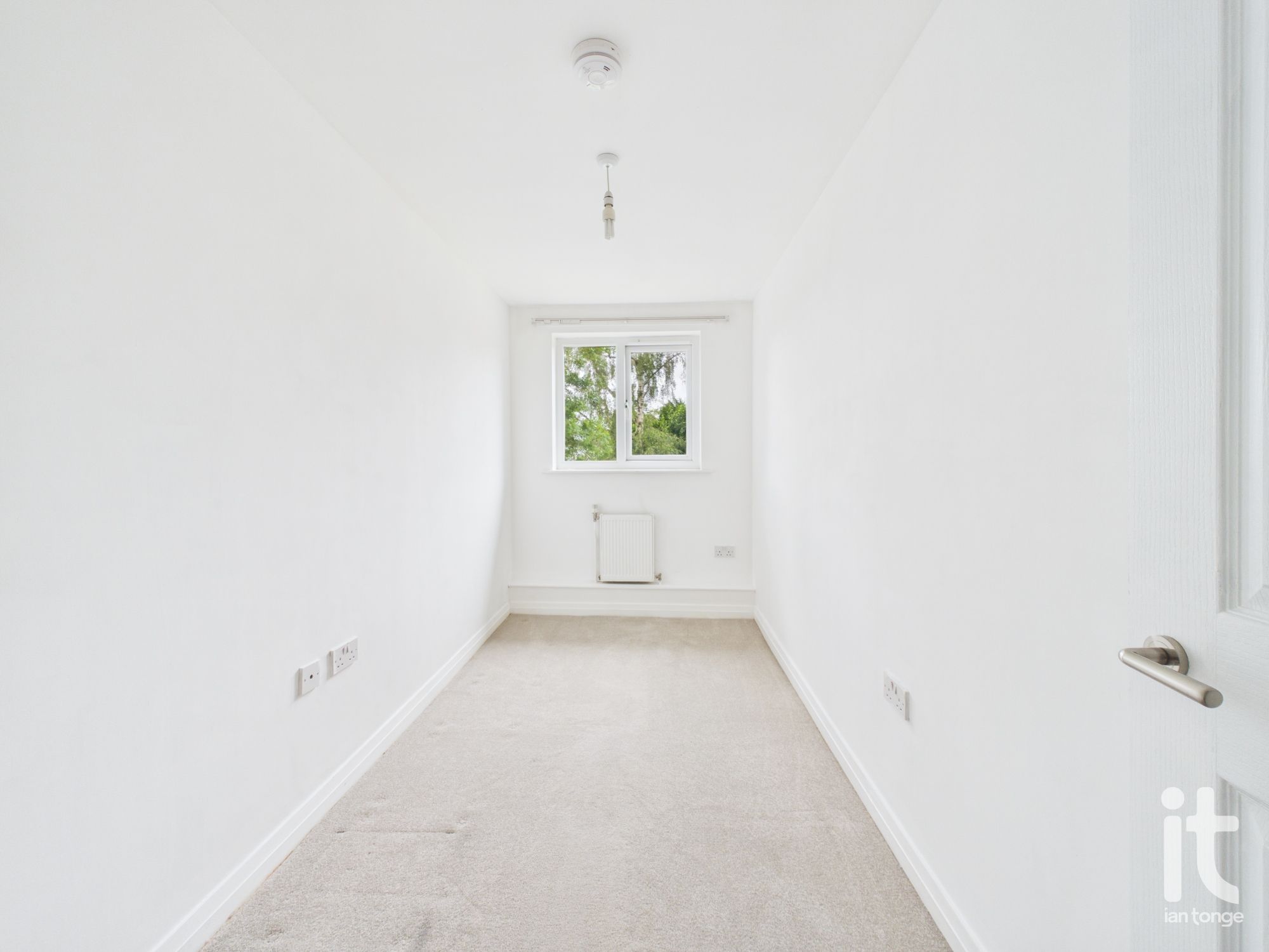 2 bedroom apartment flat/apartment For Sale in Stockport - Photograph 18.