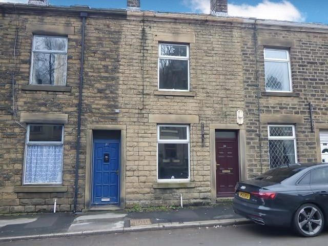 2 bedroom mid terraced house For Sale in High Peak - Property photograph.