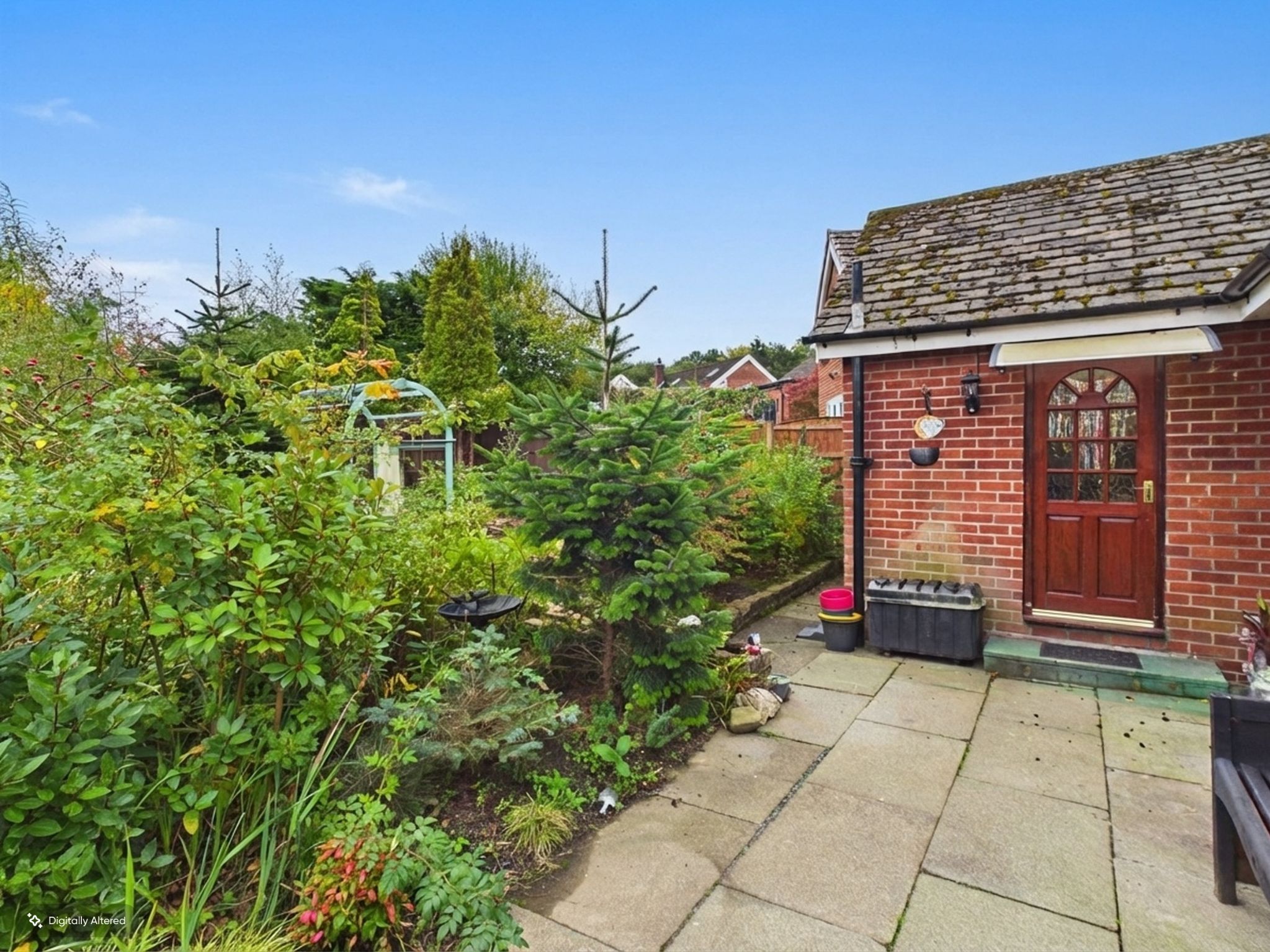 4 bedroom detached bungalow For Sale in Stockport - Photograph 4.