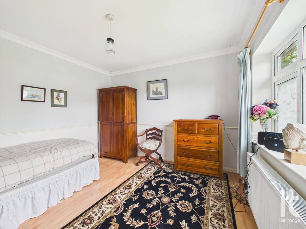 4 bedroom detached bungalow For Sale in Stockport - Photograph 11.