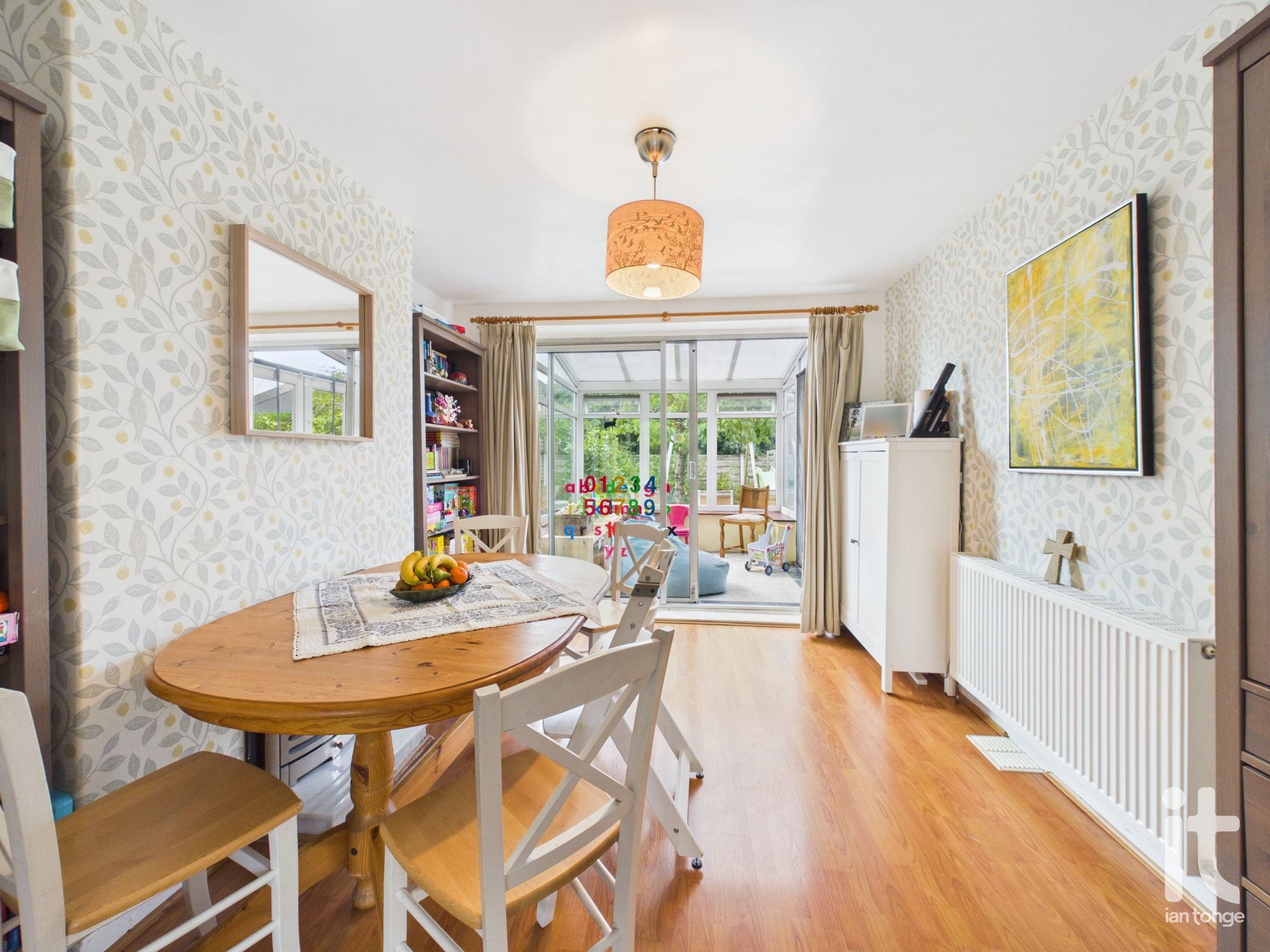 4 bedroom semi-detached house For Sale in Stockport - Photograph 7.