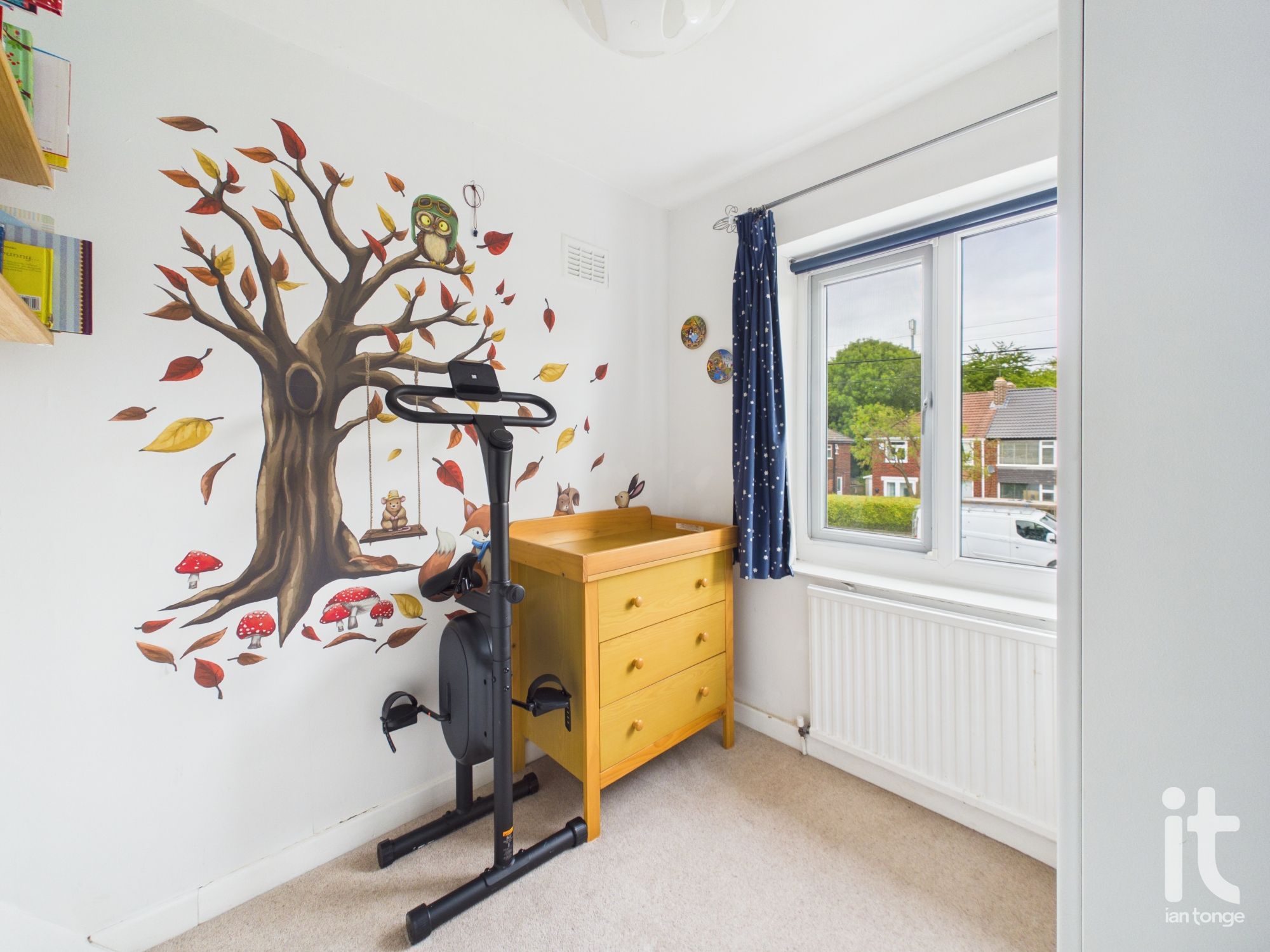 4 bedroom semi-detached house For Sale in Stockport - Photograph 26.