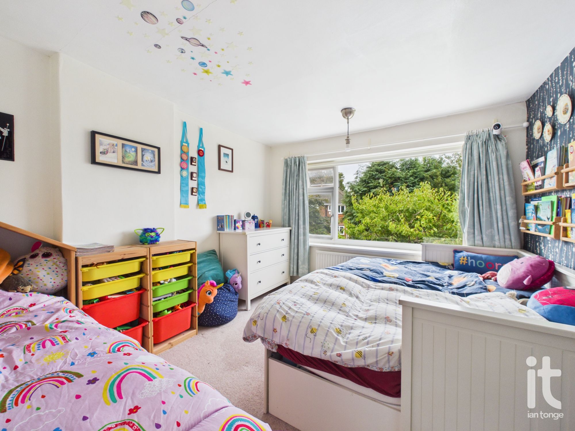 4 bedroom semi-detached house For Sale in Stockport - Photograph 21.