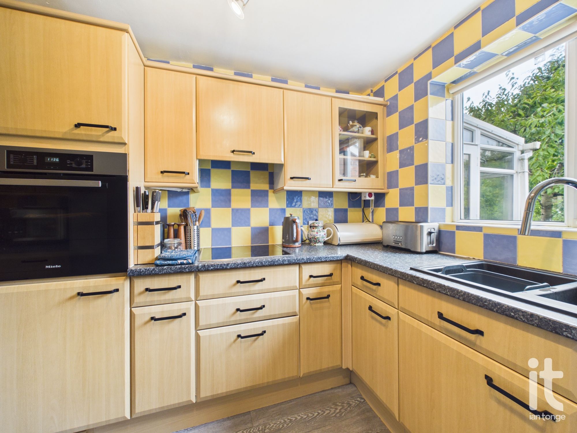 4 bedroom semi-detached house For Sale in Stockport - Photograph 13.