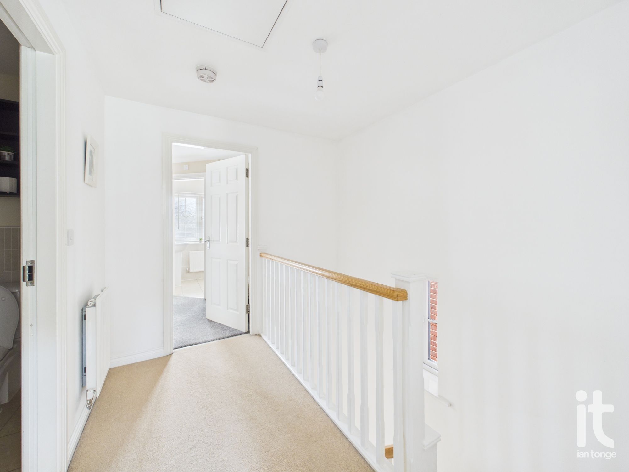 4 bedroom town house For Sale in Stockport - Photograph 35.