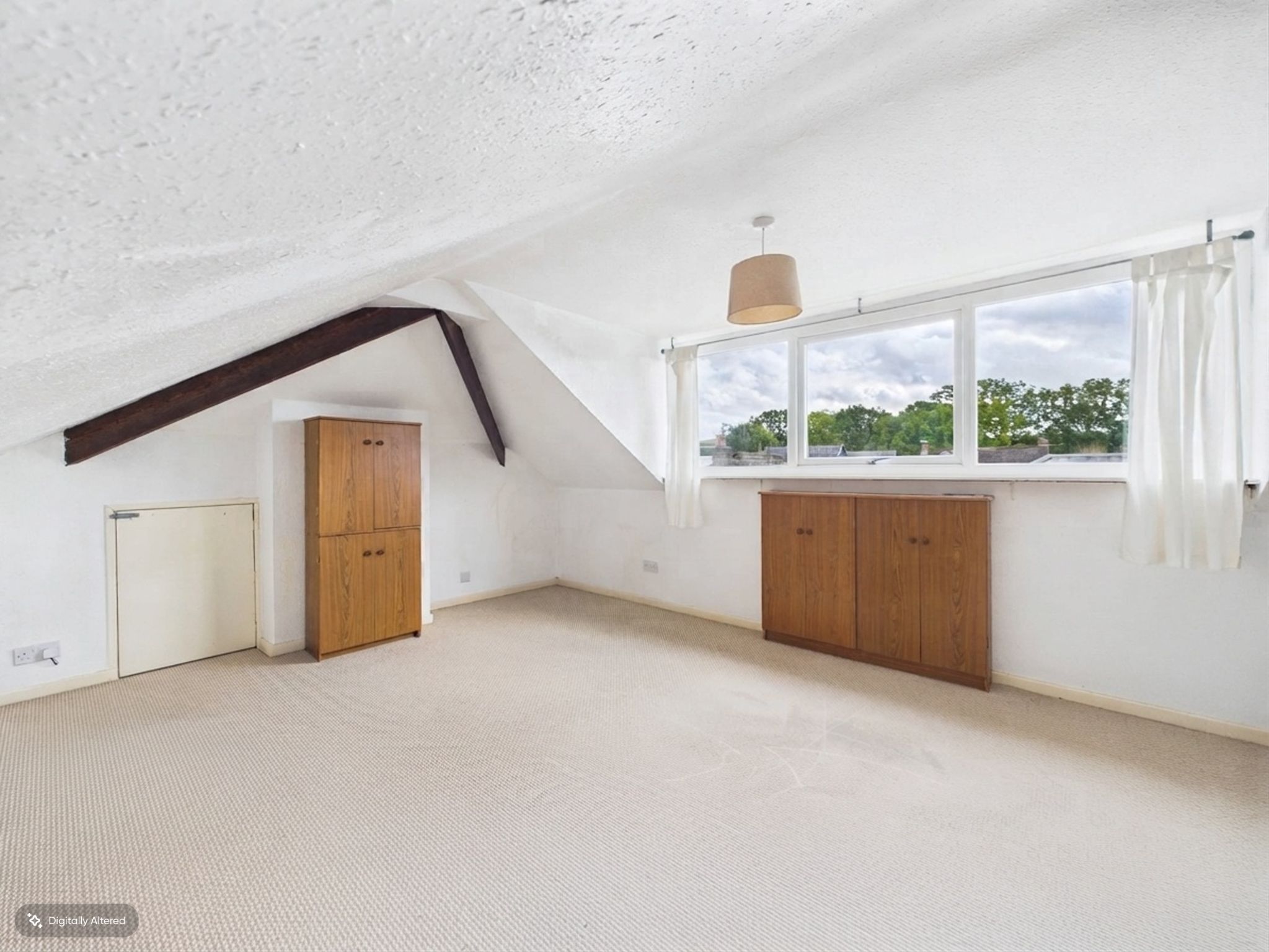 2 bedroom detached bungalow For Sale in Stockport - Photograph 16.