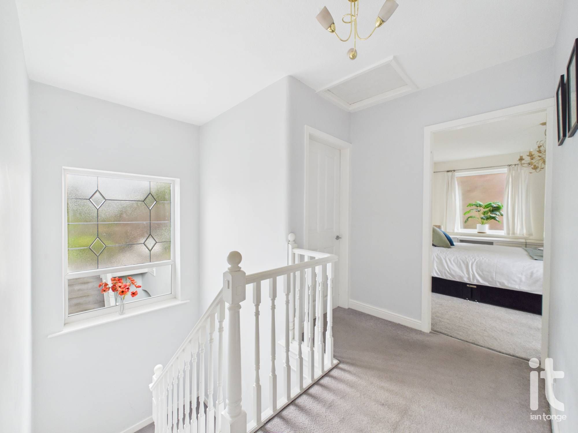 3 bedroom detached house For Sale in Stockport - Photograph 14.