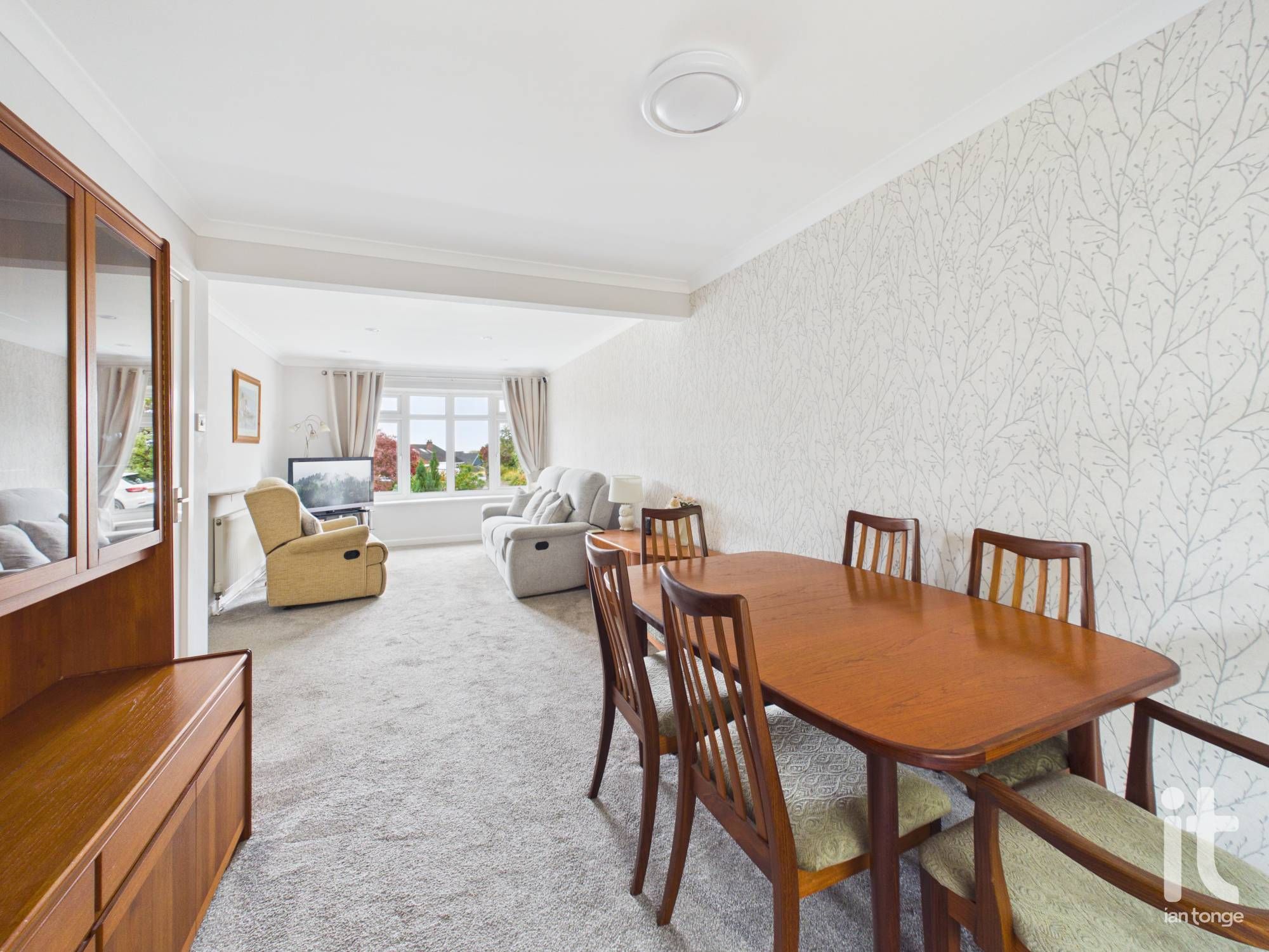 3 bedroom semi-detached house For Sale in Stockport - Photograph 8.