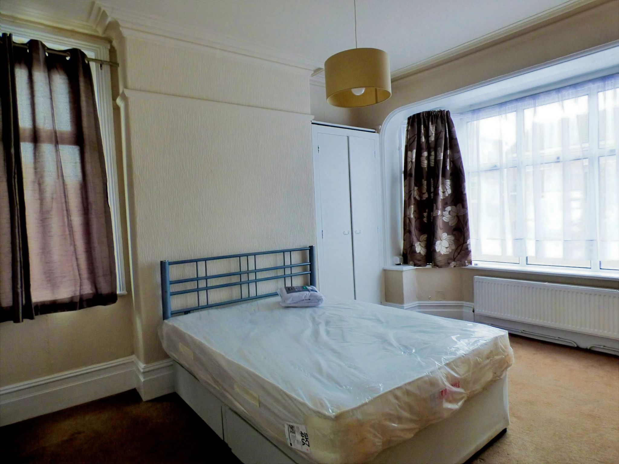 1 bedroom apartment flat/apartment To Let in Stockport - Photograph 5.