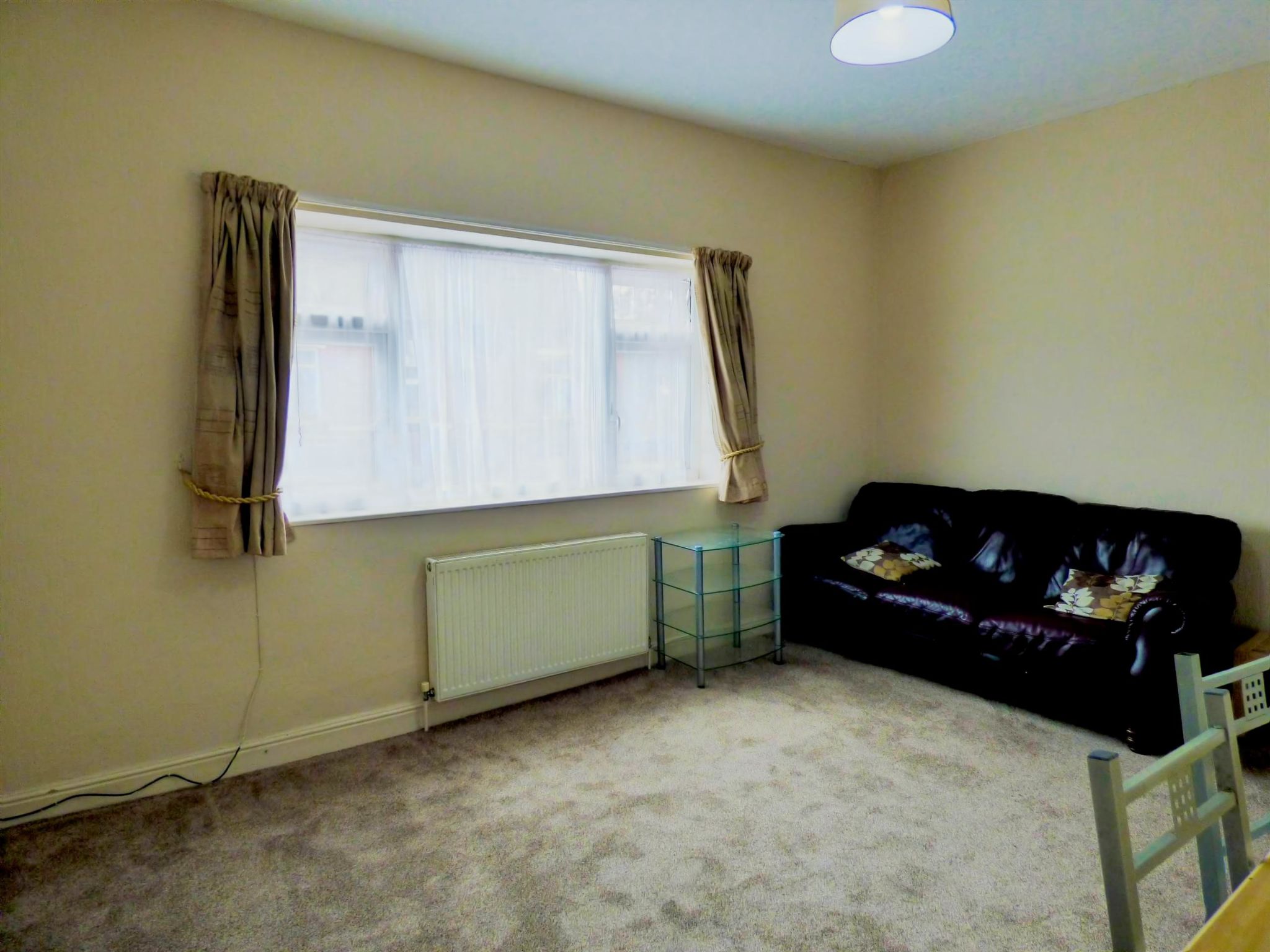1 bedroom apartment flat/apartment To Let in Stockport - Photograph 4.
