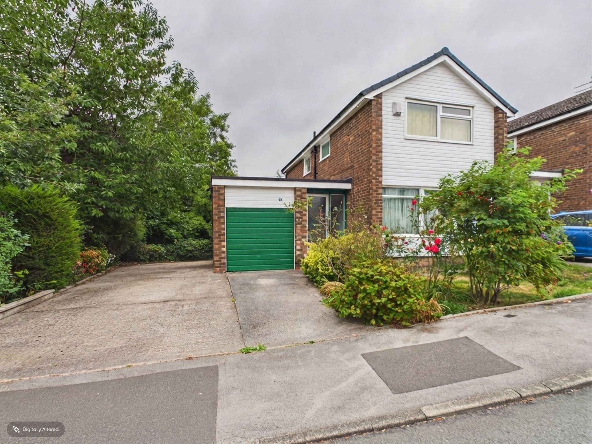 3 bedroom link detached house For Sale in Stockport - Property photograph.