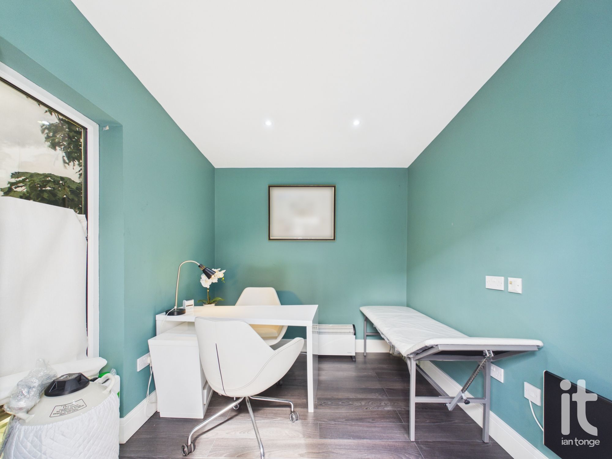 4 bedroom detached house For Sale in Stockport - Photograph 68.
