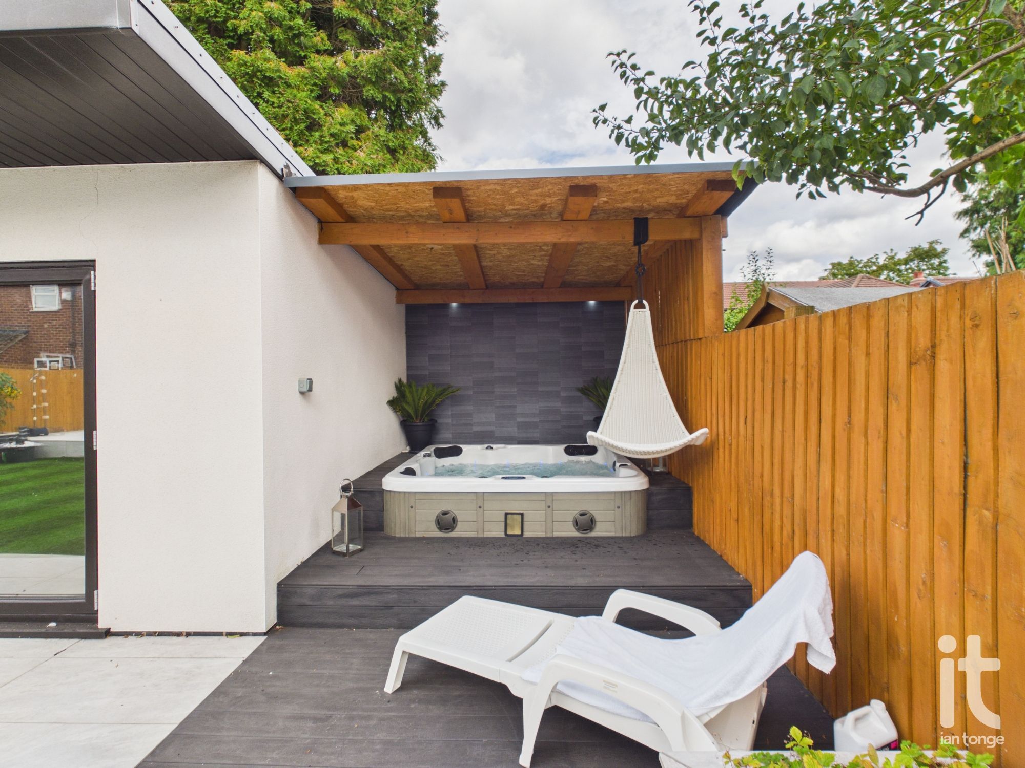 4 bedroom detached house For Sale in Stockport - Photograph 61.