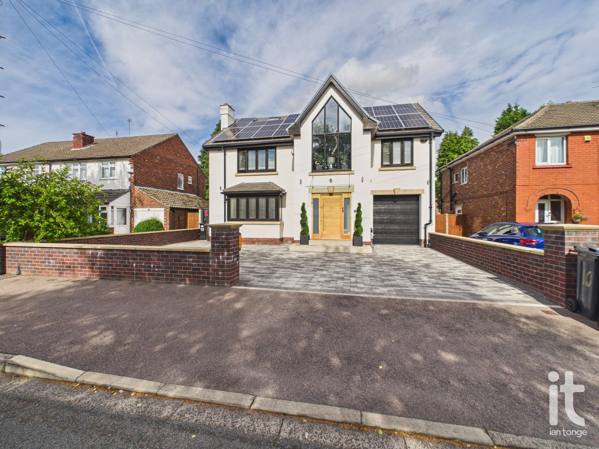 4 bedroom detached house For Sale in Stockport - Photograph 74.
