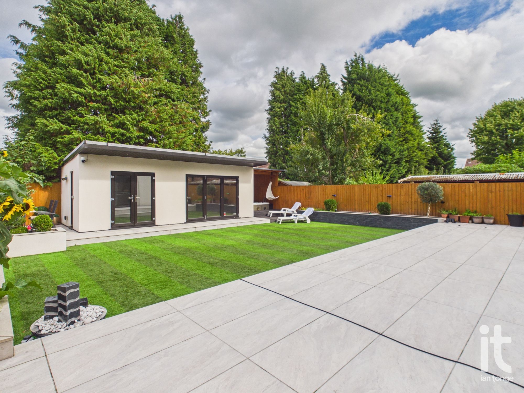 4 bedroom detached house For Sale in Stockport - Photograph 54.