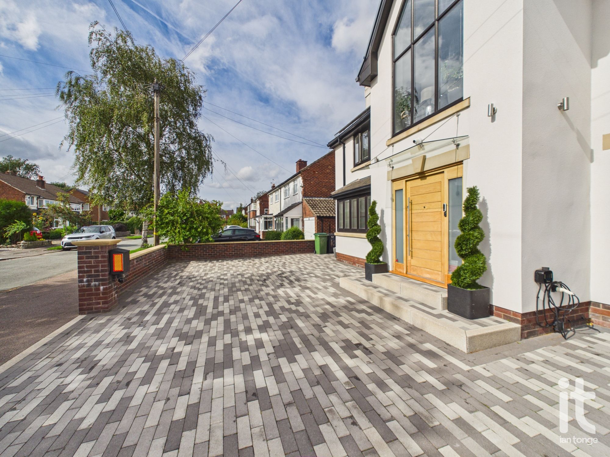 4 bedroom detached house For Sale in Stockport - Photograph 70.