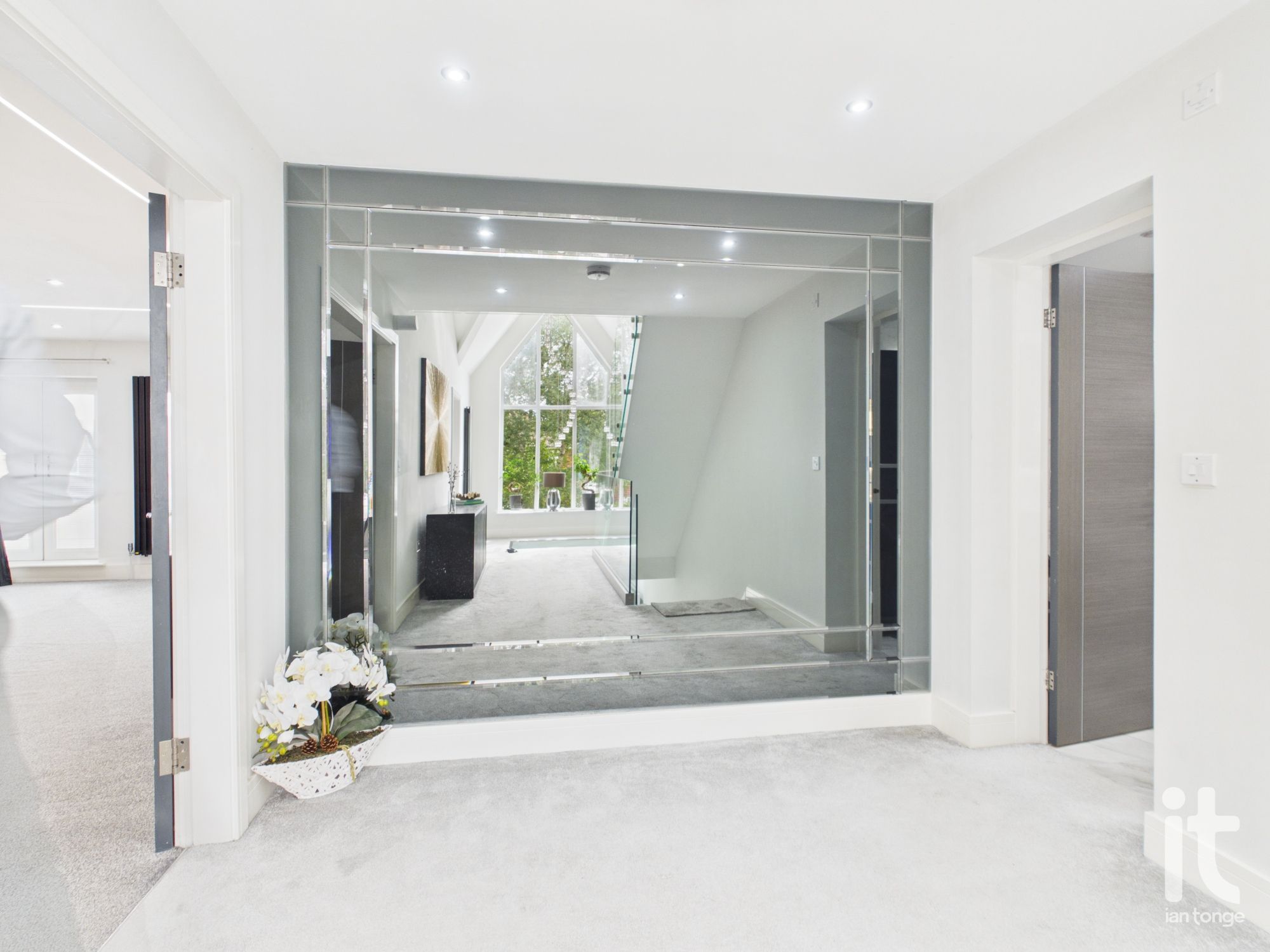4 bedroom detached house For Sale in Stockport - Photograph 30.