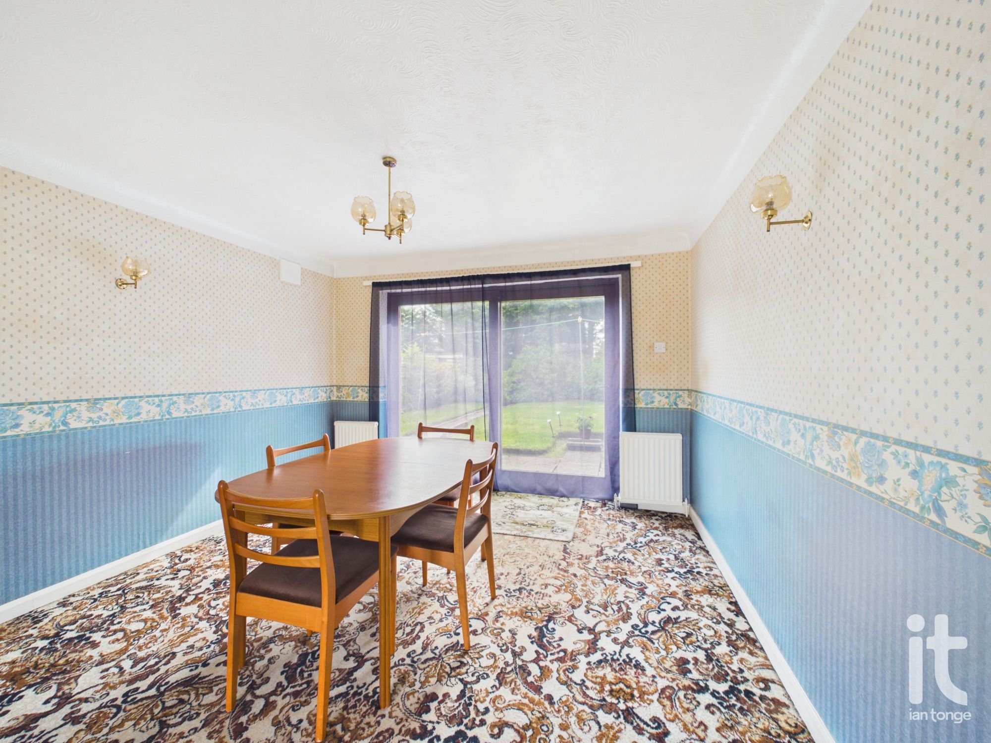 3 bedroom link detached house For Sale in Stockport - Photograph 6.