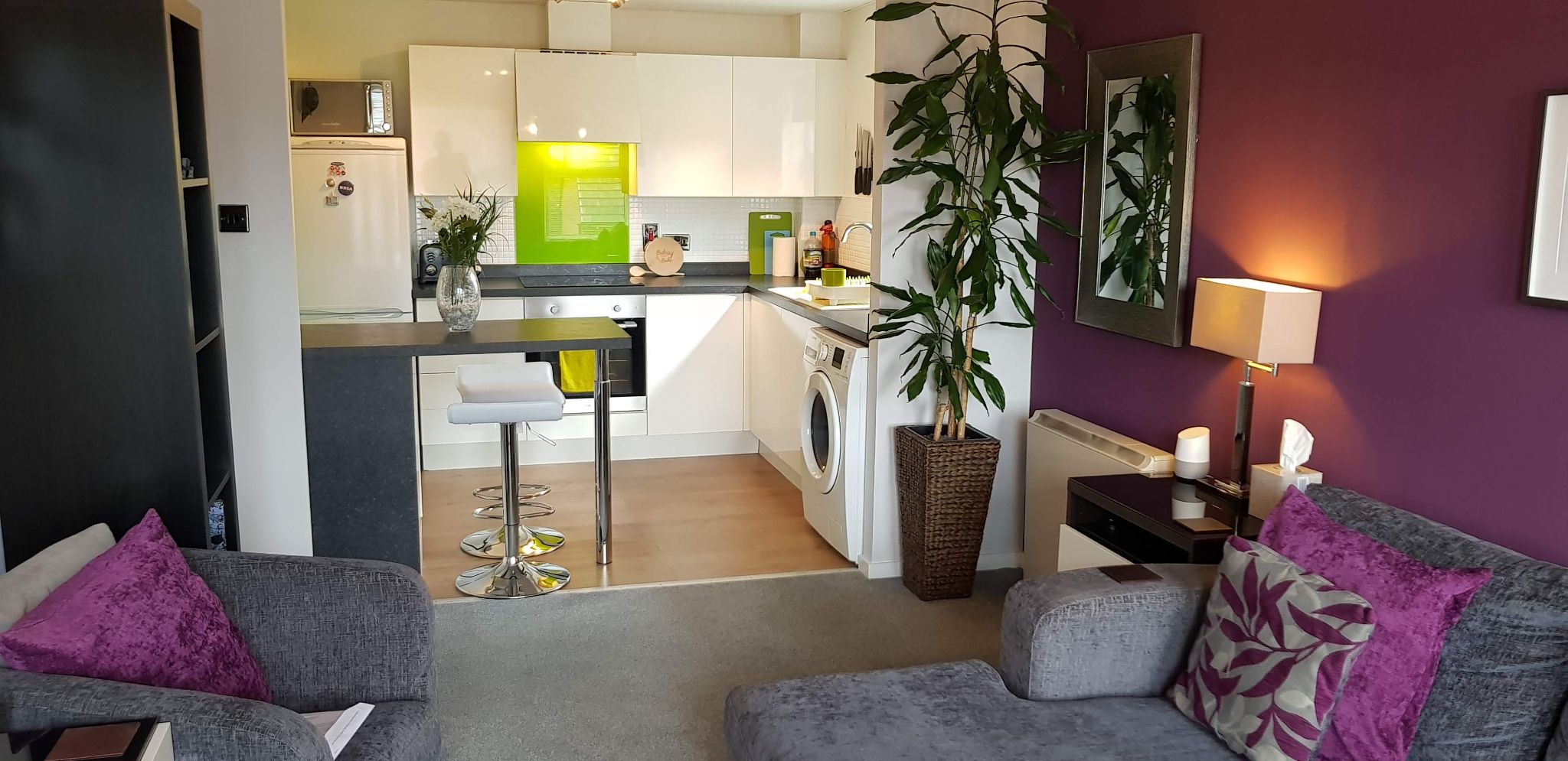 2 bedroom flat flat/apartment For Sale in Manchester - Photograph 5.