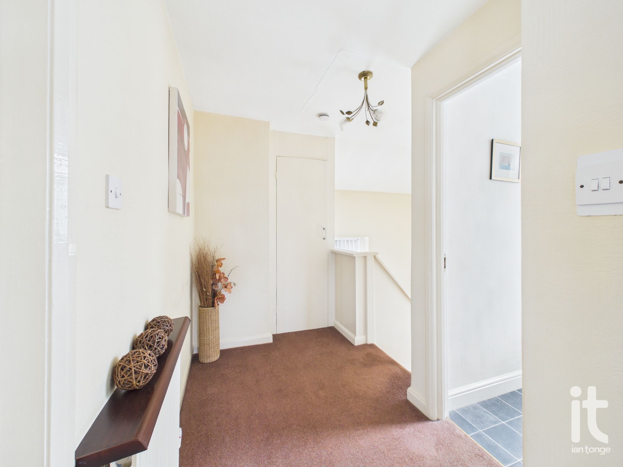 3 bedroom detached house For Sale in Stockport - Photograph 15.