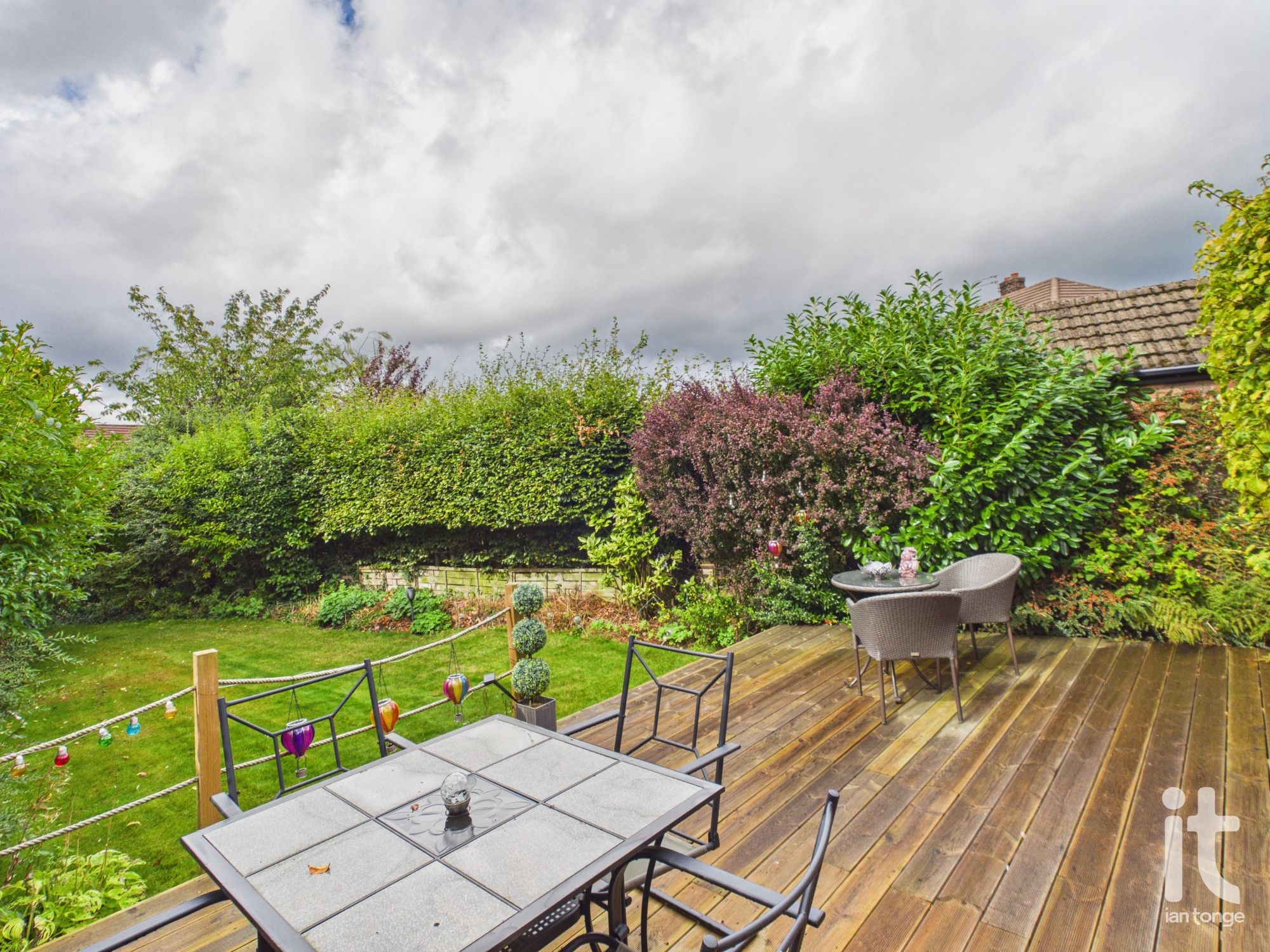 3 bedroom detached house For Sale in Stockport - Photograph 8.
