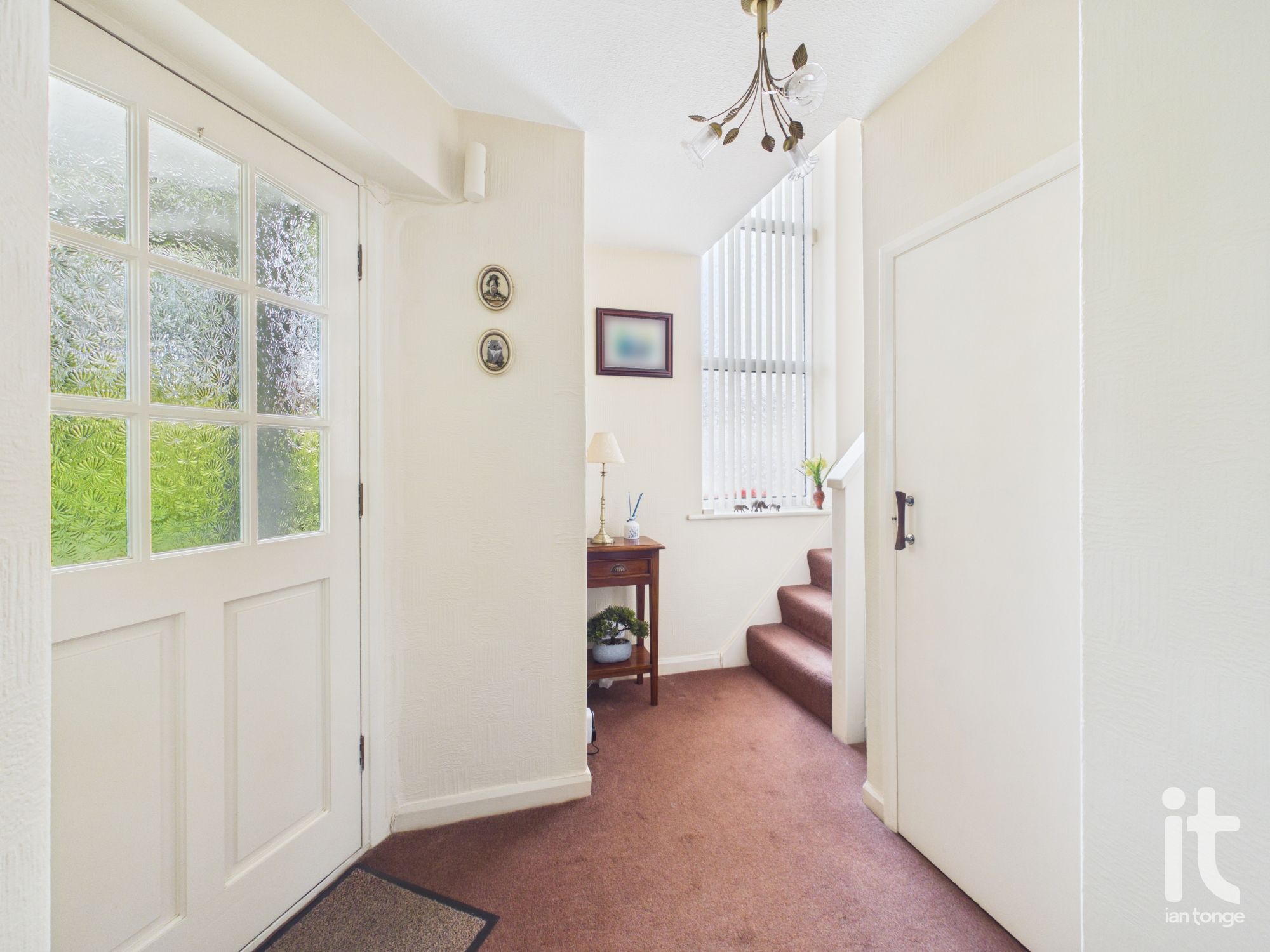 3 bedroom detached house For Sale in Stockport - Photograph 14.
