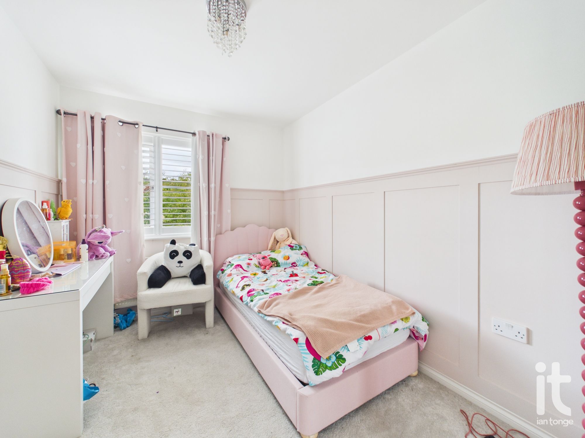 3 bedroom mid terraced house For Sale in Stockport - Photograph 28.