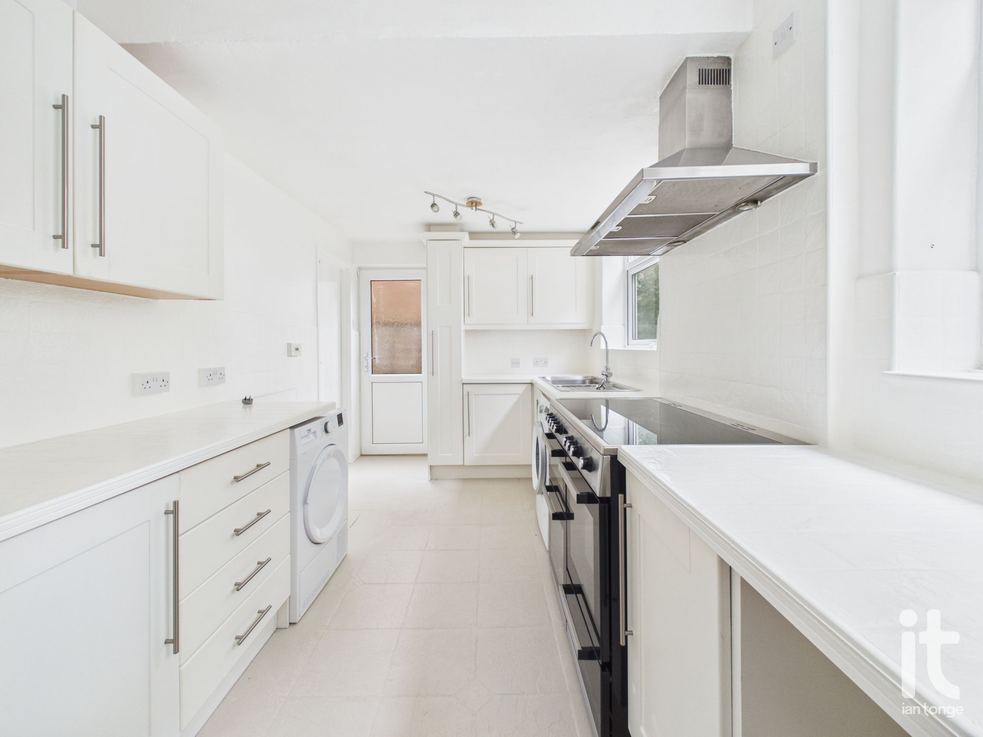 4 bedroom detached house For Sale in Stockport - Photograph 6.